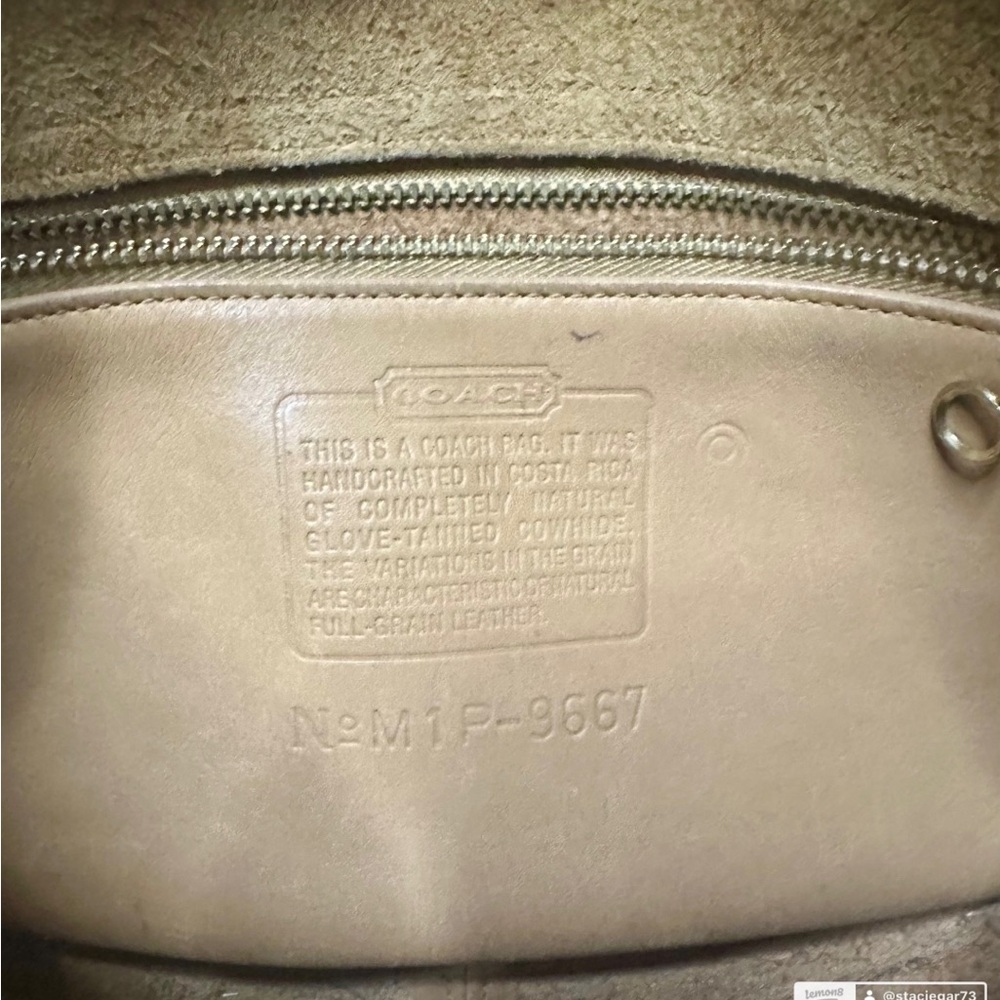 Coach Vintage Spectator City Bag in Tan and White. - Picture 8 of 8